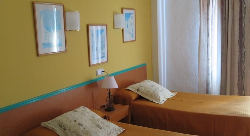 Elegance Playa Arenal Iii Auberge de jeunesse *